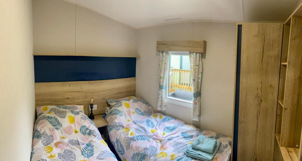 Appleblossom Lodge, Lido Leisure Park, Нерсборо Экстерьер фото