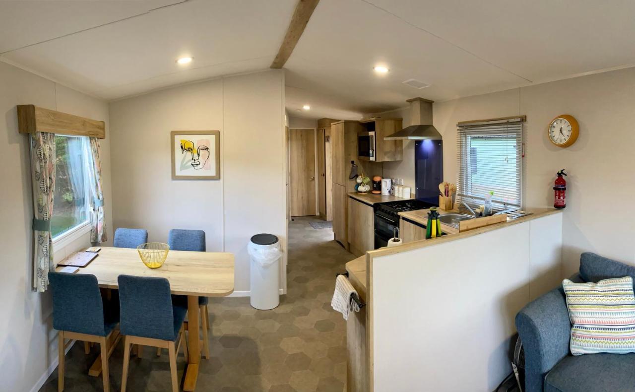 Appleblossom Lodge, Lido Leisure Park, Нерсборо Экстерьер фото
